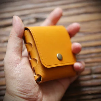 Üst İnek Derisi El Yapımı Vintage Mini bozuk para cüzdanı Toka anahtar çantası Hakiki Deri Taşınabilir Kısa Küçük Cüzdan Kılıfı Erkekler Kadınlar İçin