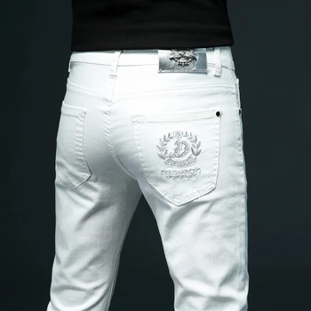 2023 İlkbahar Yaz Yeni Moda Rahat Gelişmiş Streç Denim Pantolon Erkek Marka Pantolon Erkekler İşlemeli İnce Beyaz Kot erkekler için